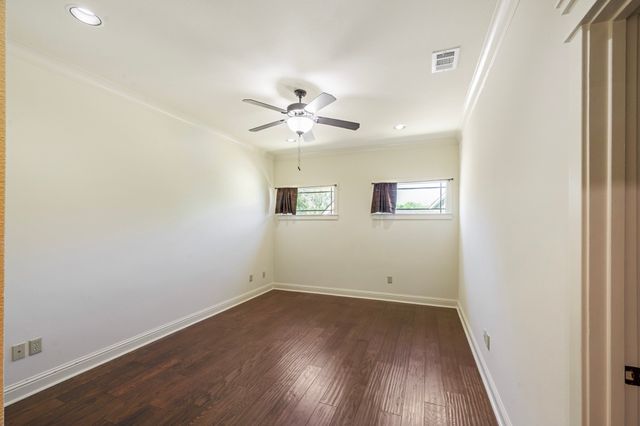1034 Saint Thomas Court, Rockwall, TX 75087