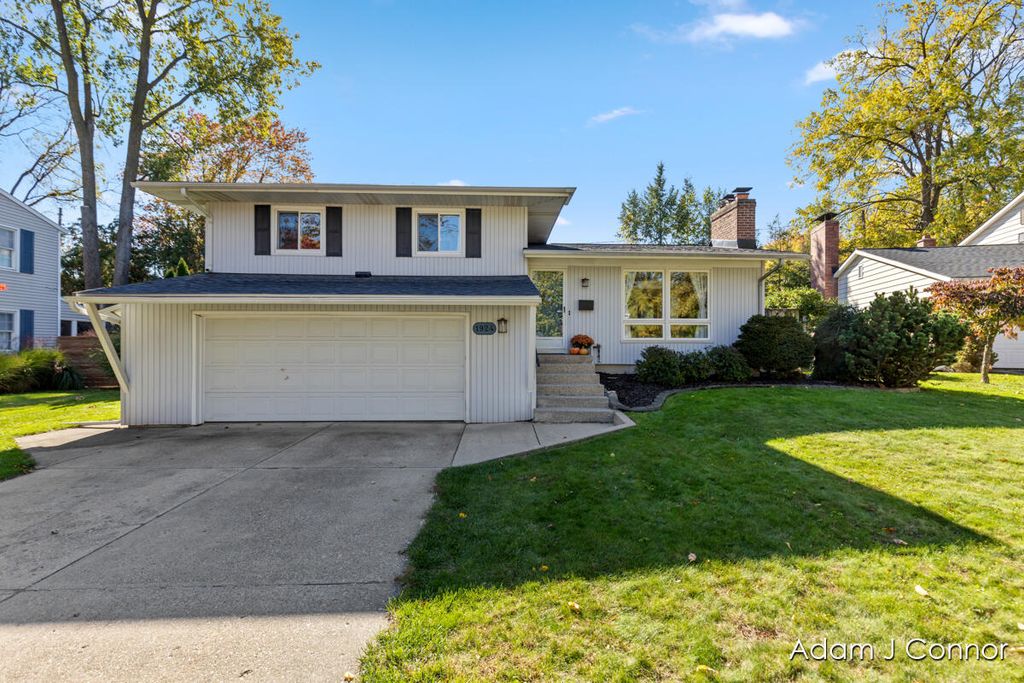 1924 8th Street Nw, City Of Grand Rapids, MI 49504