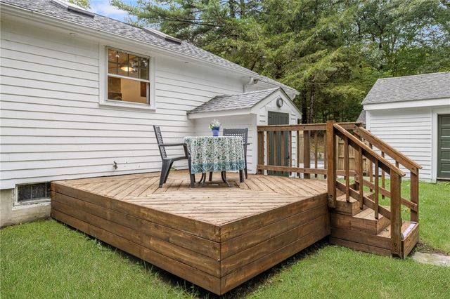 15 Williams Road, Smithfield, RI 02917