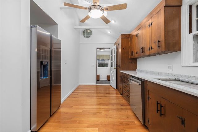15 Williams Road, Smithfield, RI 02917