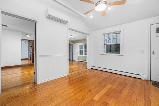 15 Williams Road, Smithfield, RI 02917
