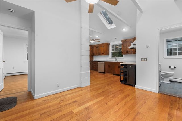 15 Williams Road, Smithfield, RI 02917