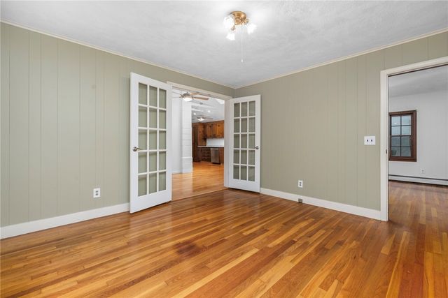 15 Williams Road, Smithfield, RI 02917