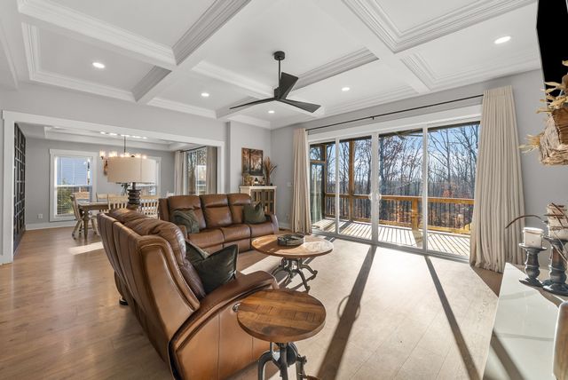 2862 Benton Ridge Rd, Palmyra, TN 37142