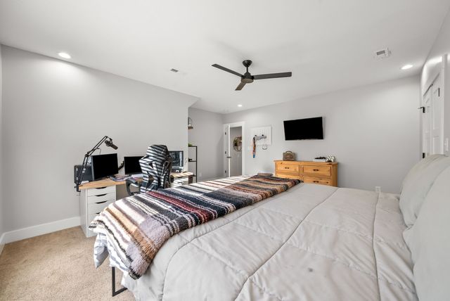 2862 Benton Ridge Rd, Palmyra, TN 37142