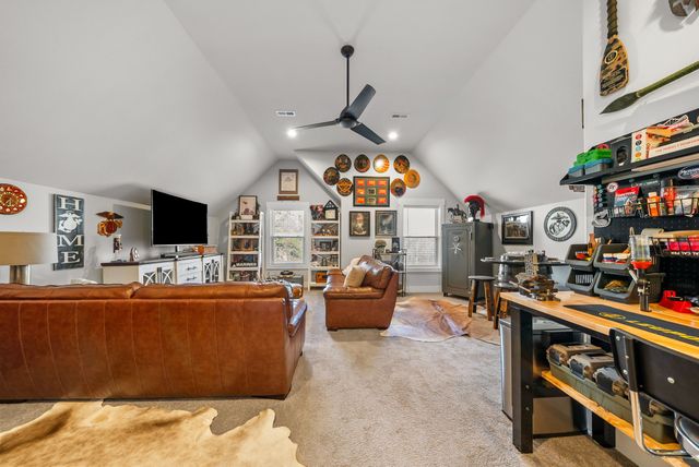 2862 Benton Ridge Rd, Palmyra, TN 37142