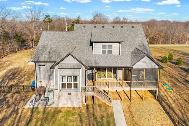 2862 Benton Ridge Rd, Palmyra, TN 37142