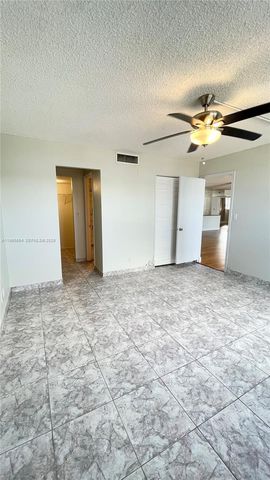 3703 NE 166th St 602, North Miami Beach, FL 33160