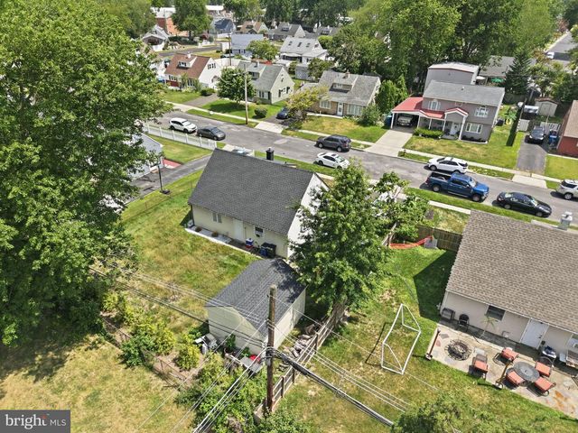 608 BENTON LN, Morrisville, PA 19067