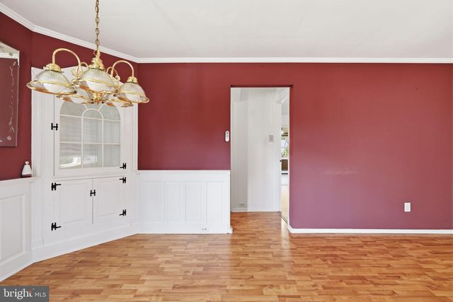 608 BENTON LN, Morrisville, PA 19067