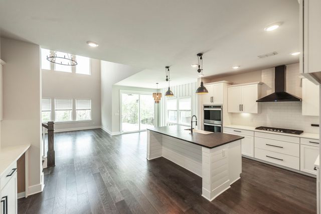 535 Fall Creek Cir, Goodlettsville, TN 37072