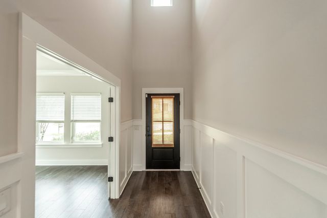 535 Fall Creek Cir, Goodlettsville, TN 37072