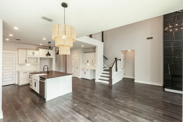 535 Fall Creek Cir, Goodlettsville, TN 37072