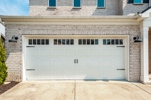 535 Fall Creek Cir, Goodlettsville, TN 37072