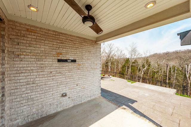 535 Fall Creek Cir, Goodlettsville, TN 37072