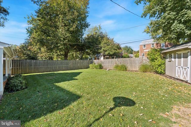 1427 SUSSEX RD, Wynnewood, PA 19096