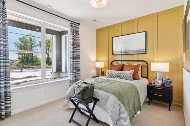 10622 Harbor Lane N, Maple Grove, MN 55369