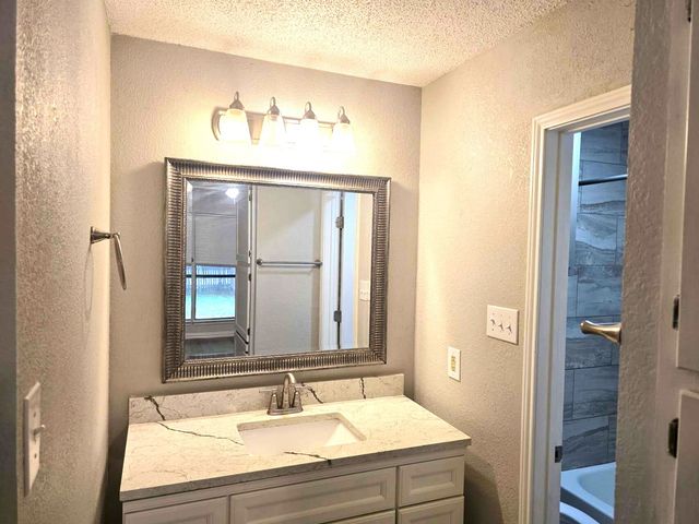1007 Mitchell Lane, Burleson, TX 76028