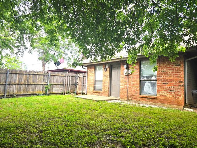 1007 Mitchell Lane, Burleson, TX 76028