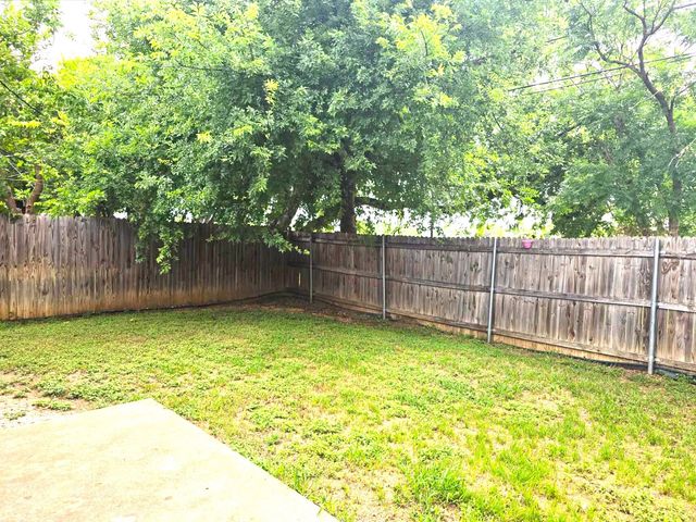 1007 Mitchell Lane, Burleson, TX 76028