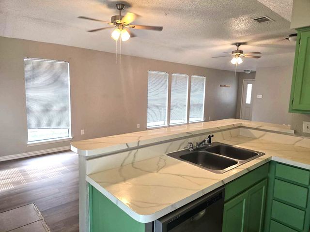 1007 Mitchell Lane, Burleson, TX 76028