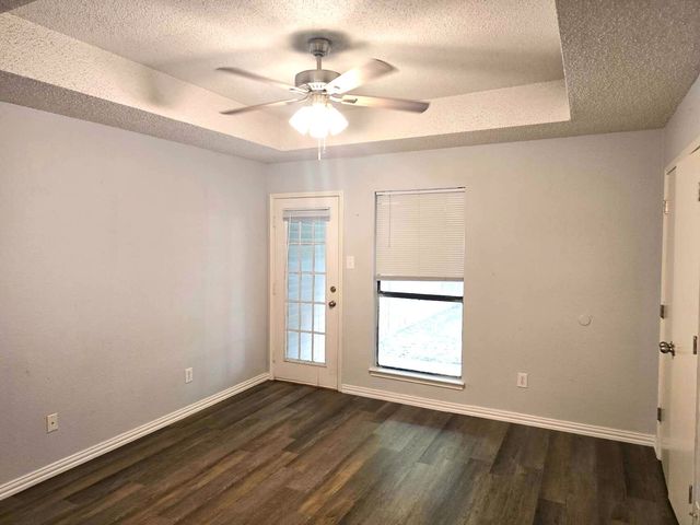 1007 Mitchell Lane, Burleson, TX 76028