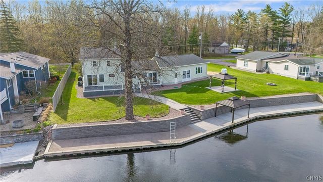 9719 Ethel Road, Clay, NY 13029