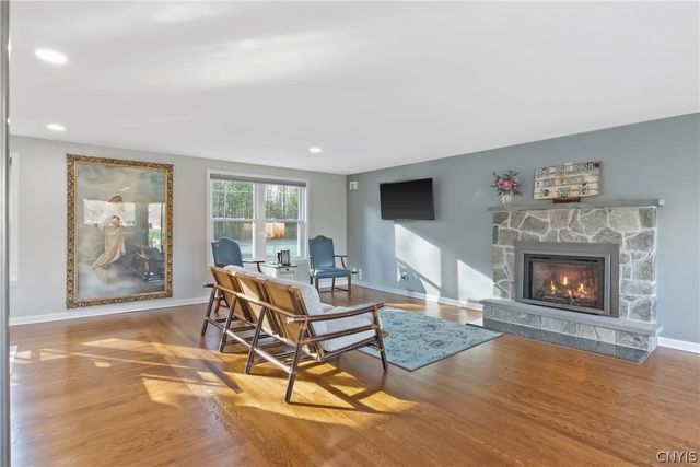9719 Ethel Road, Clay, NY 13029