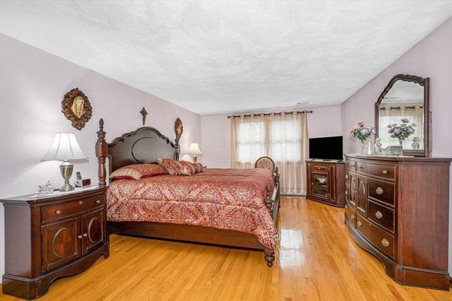 80 Sesame Street, Tewksbury, MA 01876