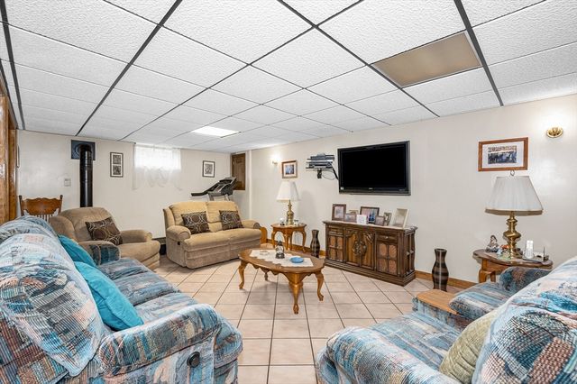 80 Sesame Street, Tewksbury, MA 01876