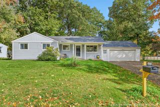 4554 Bekinshire Drive, Comstock Park, MI 49321