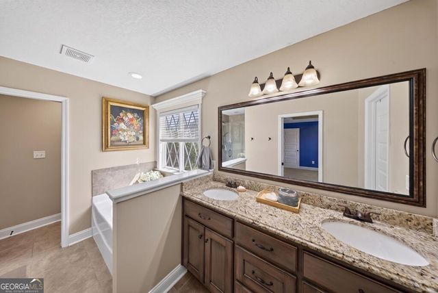 4074 McKenzie Lane, Valdosta, GA 31605