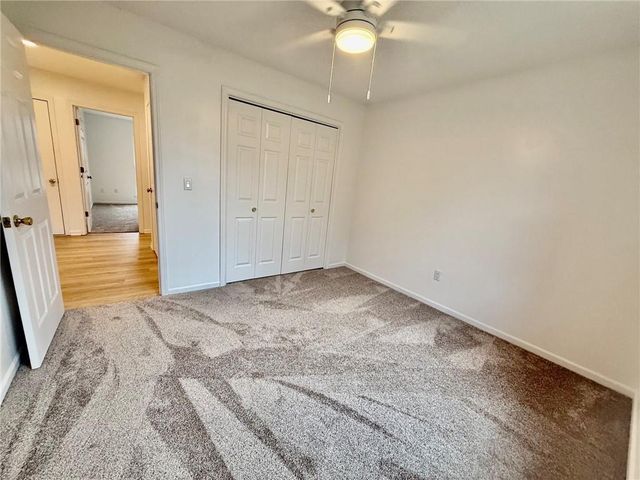 704 Chaucer Lane, Warrensburg, MO 64093