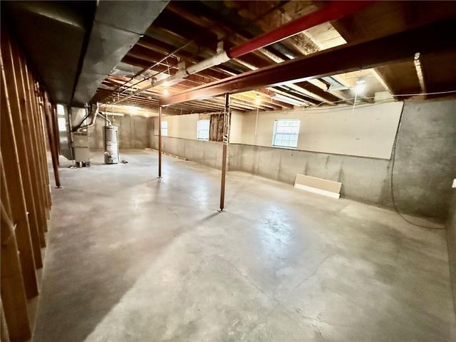 704 Chaucer Lane, Warrensburg, MO 64093