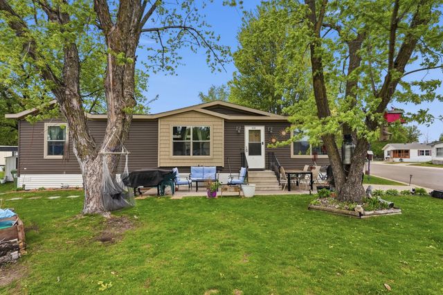 10488 Pierce Street NE, Blaine, MN 55434