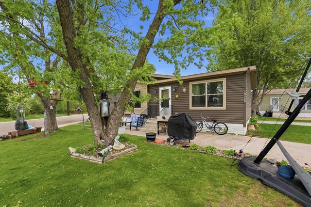 10488 Pierce Street NE, Blaine, MN 55434
