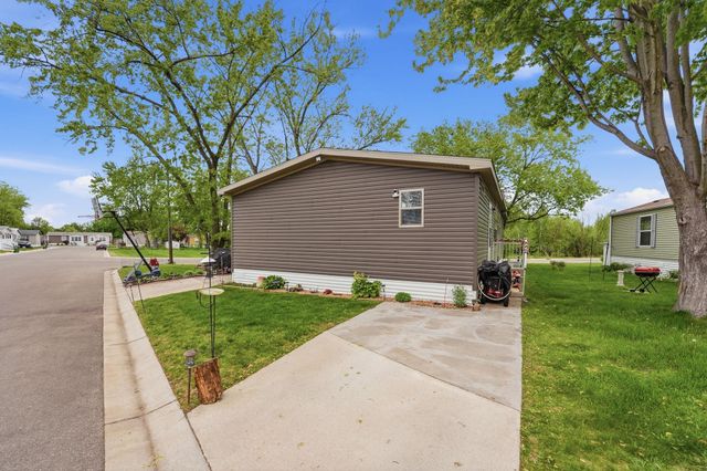 10488 Pierce Street NE, Blaine, MN 55434