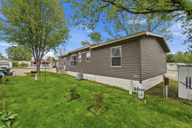 10488 Pierce Street NE, Blaine, MN 55434