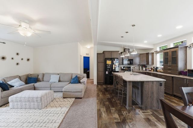 10488 Pierce Street NE, Blaine, MN 55434