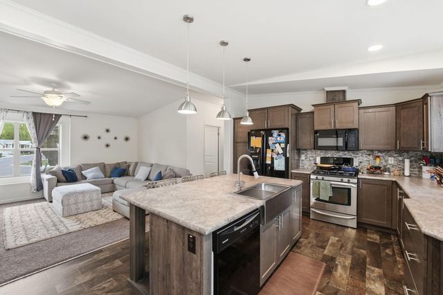 10488 Pierce Street NE, Blaine, MN 55434