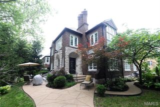 7574 York Drive, Clayton, MO 63105