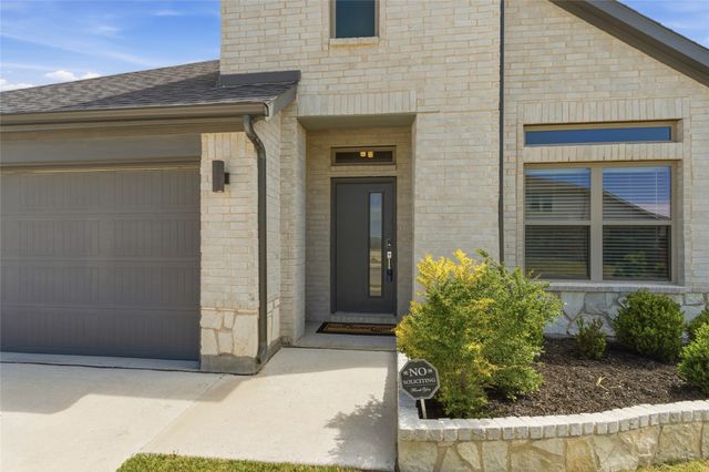 10640 Tonkala Drive, Fort Worth, TX 76179