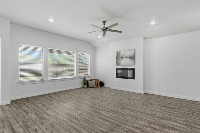 10640 Tonkala Drive, Fort Worth, TX 76179