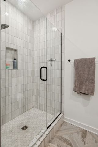 2042 Edison Park Ln, Nashville, TN 37209