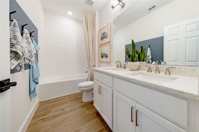 209 STATION LANE, Debary, FL 32713