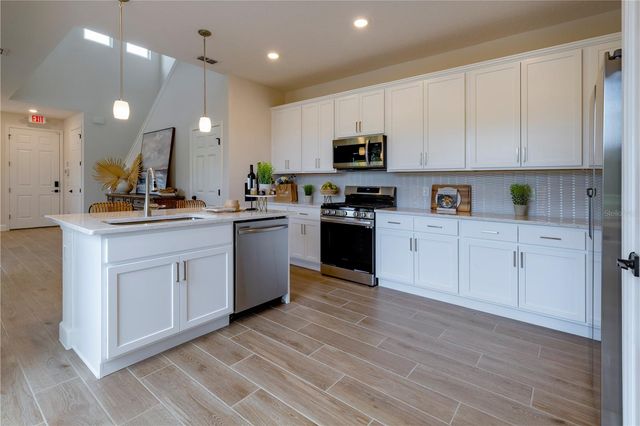 209 STATION LANE, Debary, FL 32713