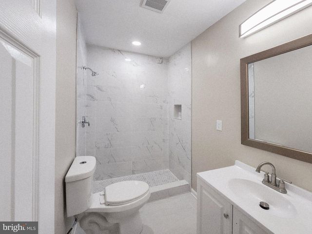 2226 CHESTER ST SE, Washington, DC 20020
