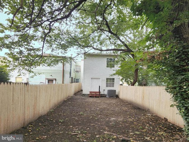 2226 CHESTER ST SE, Washington, DC 20020