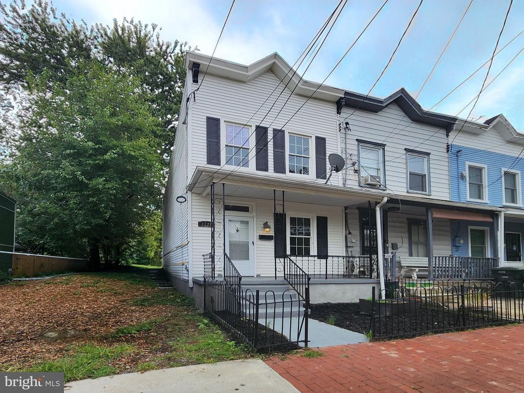 2226 CHESTER ST SE, Washington, DC 20020