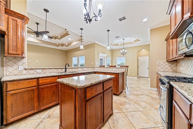 8250 Merlin Pl, Corpus Christi, TX 78414